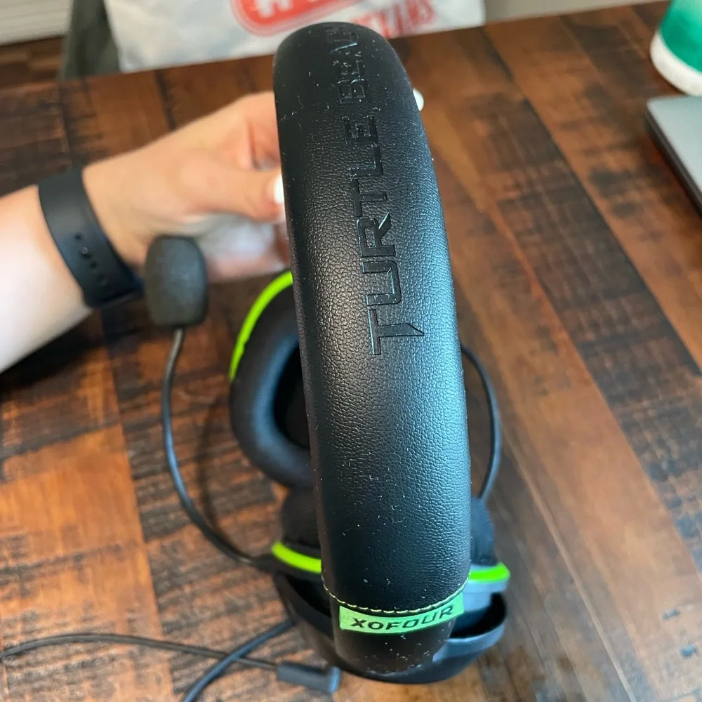 Turtle beach and beexcellent gaming headsets bundle